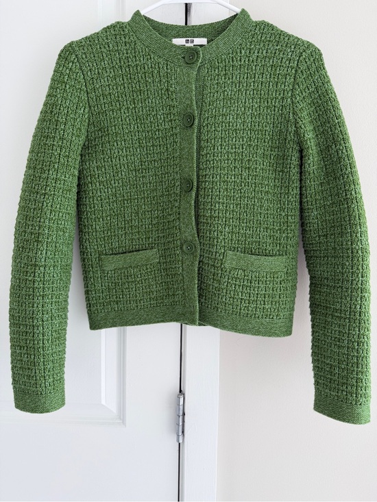 Uniqlo Sweaters - Uniqlo Olive Green Textured Button-Front Cardigan Sweater